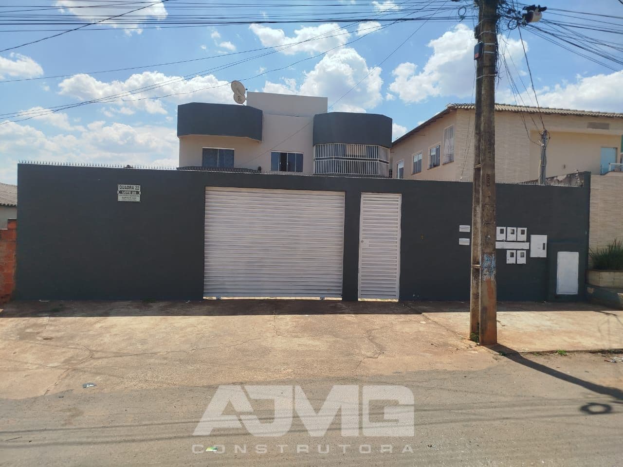 Aparamento 2 Quarto com Varanda na Parque Napolis A