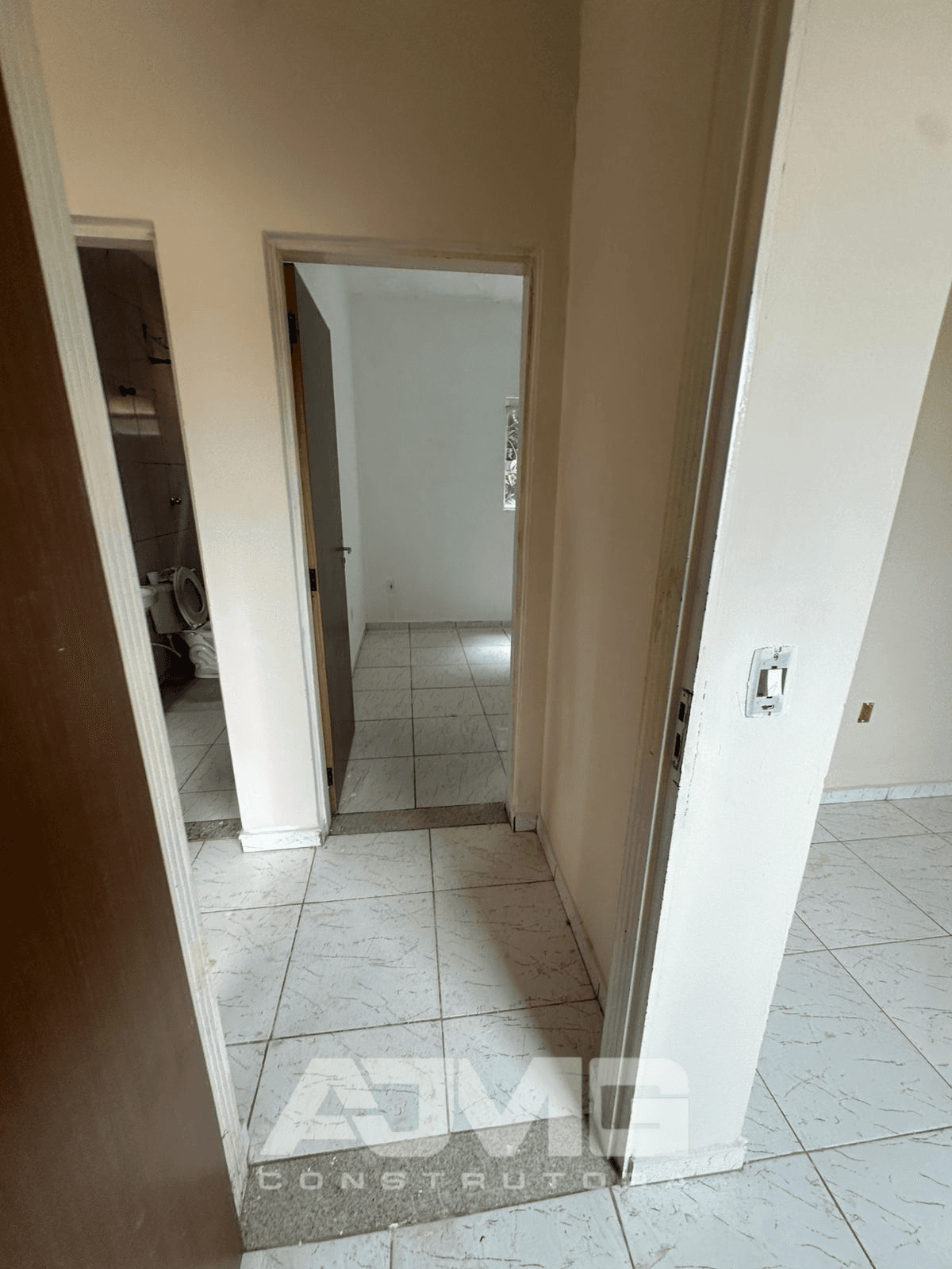 Apartamento amplo e com varanda em Águas Lindas de Goiás - Foto 5