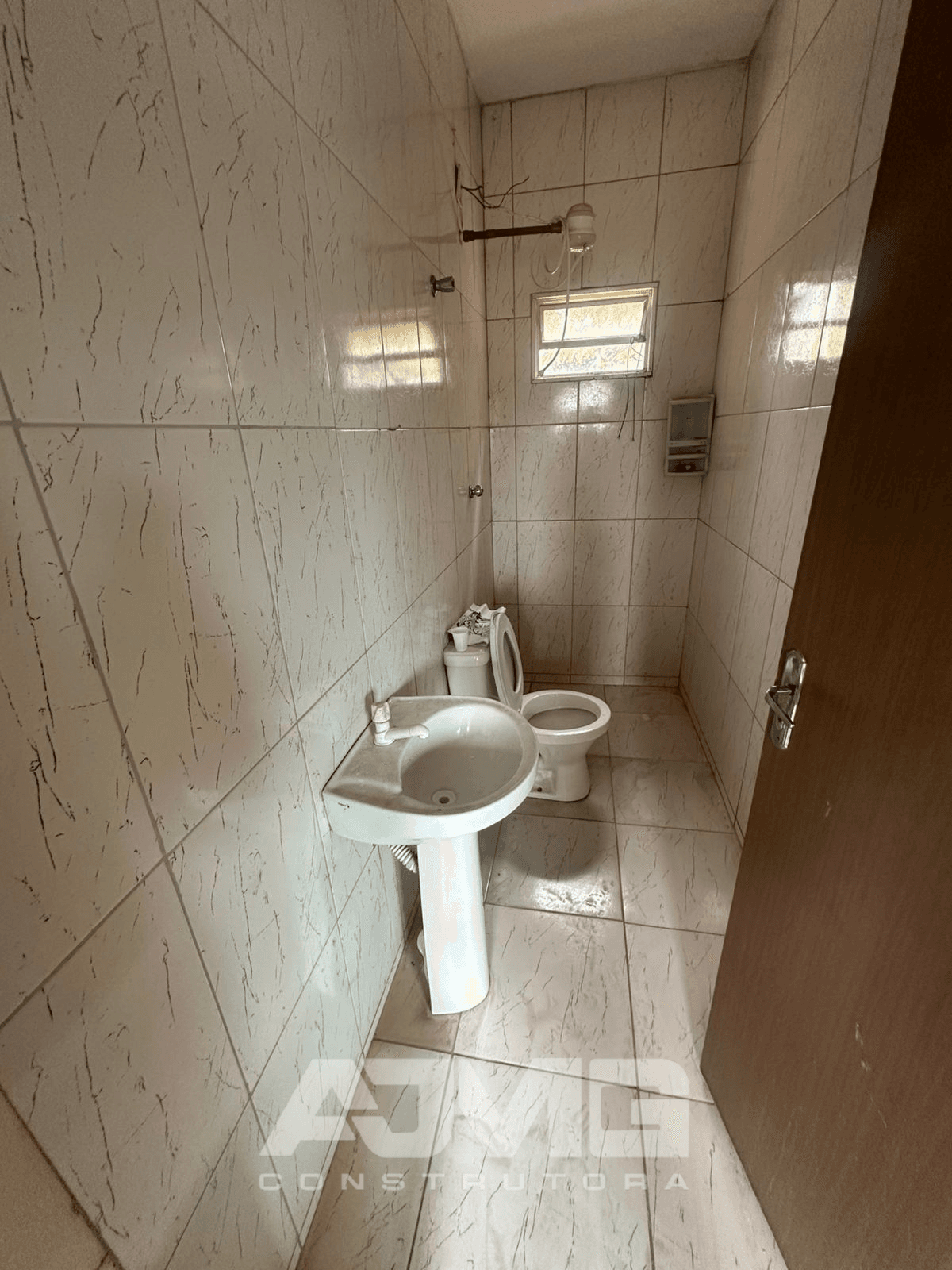 Apartamento amplo e com varanda em Águas Lindas de Goiás - Foto 8