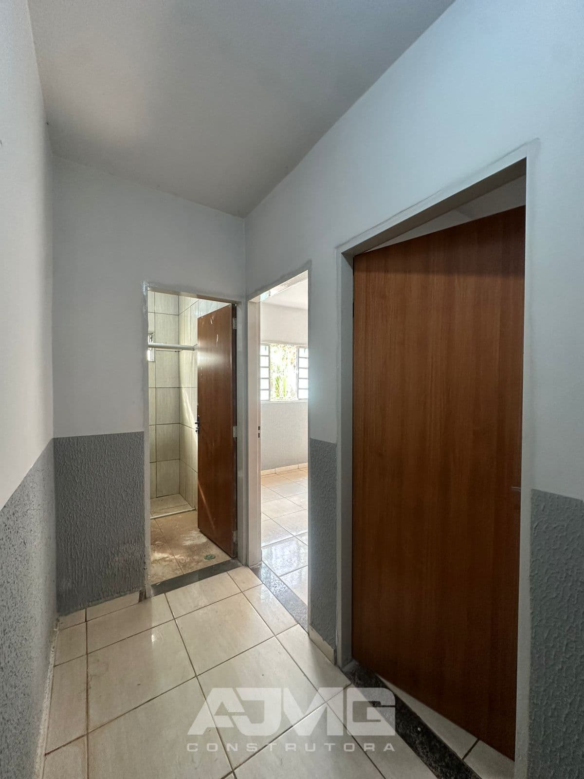 Casa ampla ventilada, com garagem e 2 quartos - Foto 9