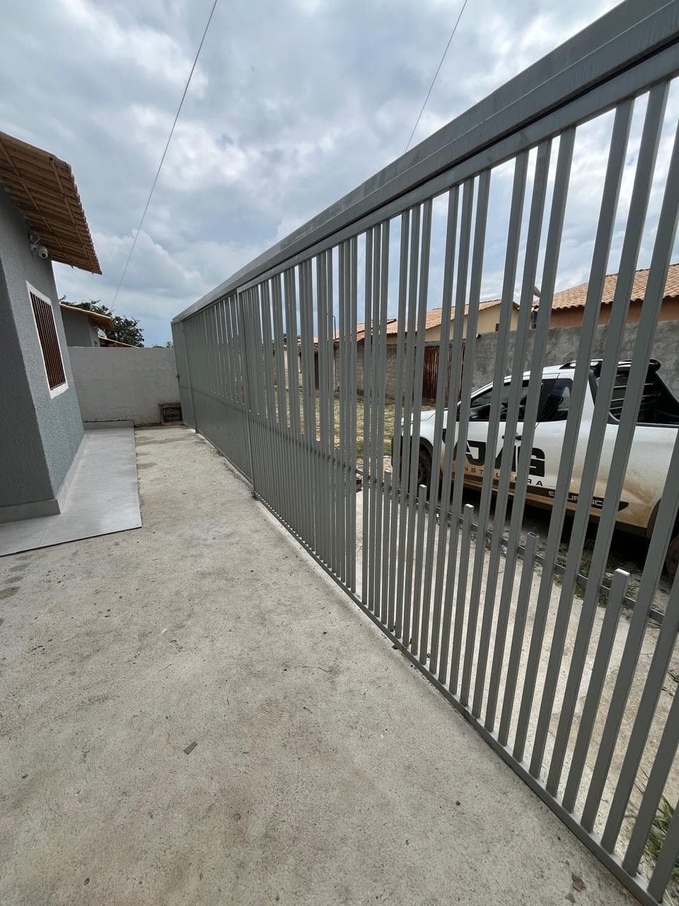 Casa com grande garagem e quintal em Luziânia - Foto 12